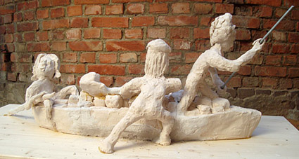 On the basis of the sketch I made a 3D model in clay