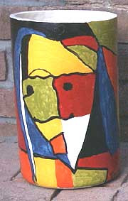 Figuratieve keramiek vaas met kubistische hoofden