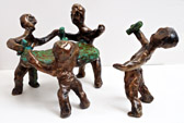 Bronzen beeld Mannen van Twan de Vos, 4 mannen zijn een avondje uit
